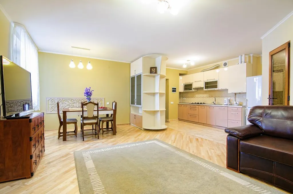 Apartment On Svobody Lviv Украина